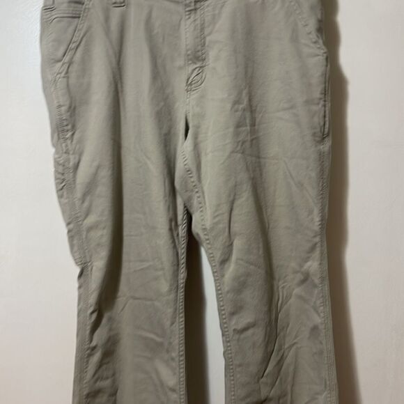 Carhart khaki cargo relaxed fit 38 x 28 - Picture 2 of 7